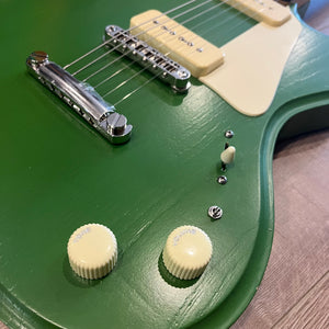 South Custom JT-63 - Lollar Pickups - Built in Fuzz - Coopers Green