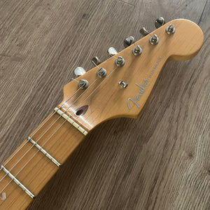 Fender DLX Stratocaster - Black - 2001 - Made in USA