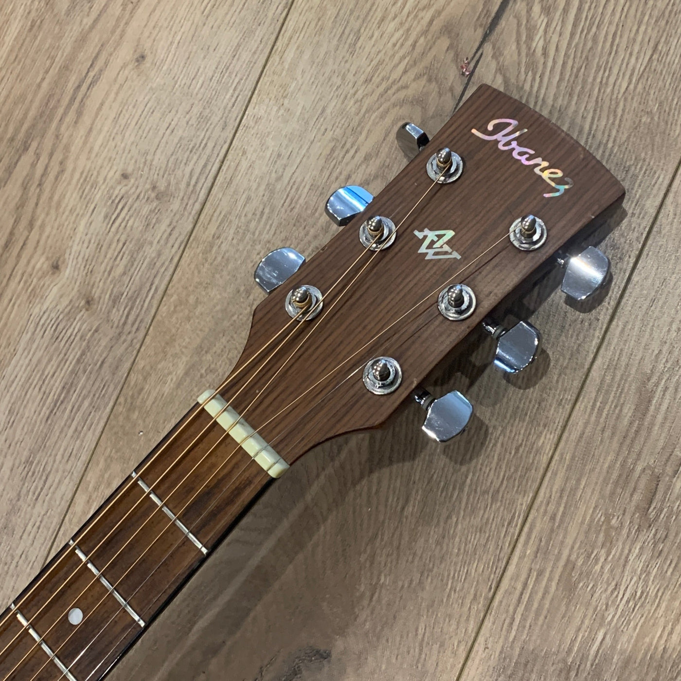 Ibanez deals artwood aw200